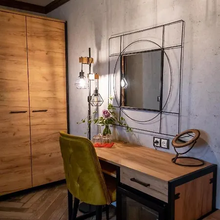 Pensjonat Hunters House 4*