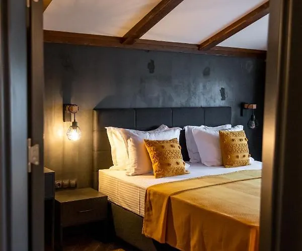 Hunters House Gasthuis Ezerets