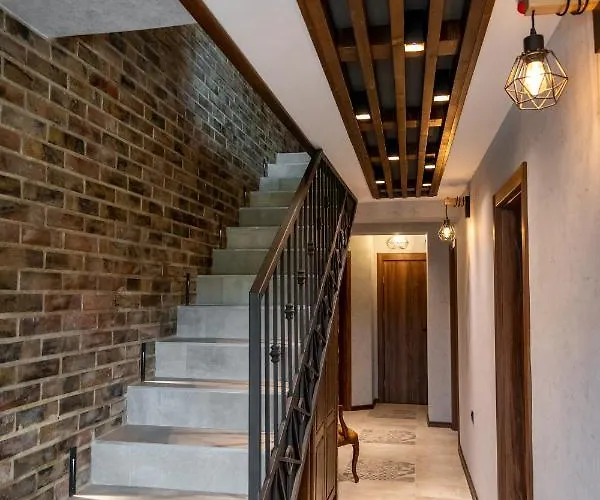 Hunters House Gasthuis Ezerets