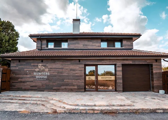 Hunters House 4* Ezerets